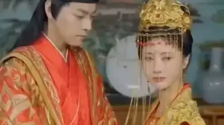 《重生之弃女再嫁》：这弃妇逆袭成大佬，看得我热血沸腾！